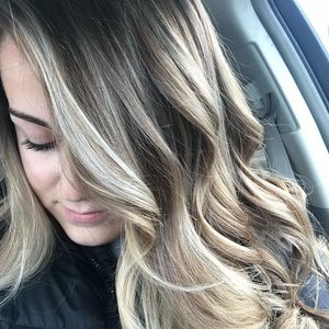 Meet your Posher, Dee